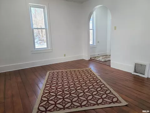 508 4th St, Fulton, IL 61252 photo 13