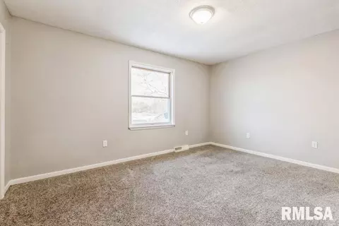 2307 9th St, Silvis, IL 61282 photo 12