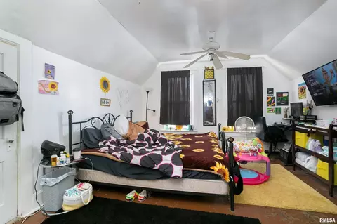 224 E Durant St, Walcott, IA 52773 photo 15