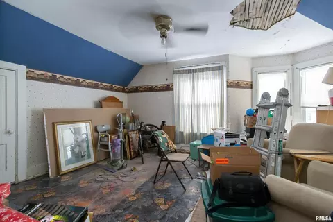 224 E Durant St, Walcott, IA 52773 photo 17