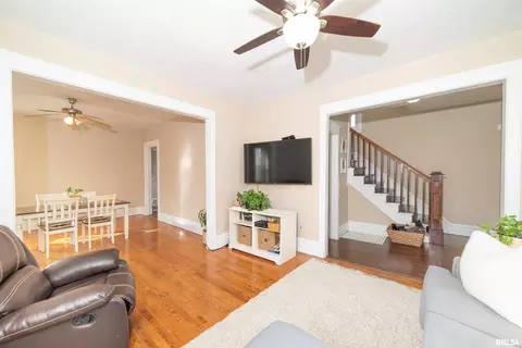 2033 14th St, Moline, IL 61265 photo 6
