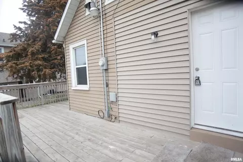 2424 4th Ave, Moline, IL 61265 photo 6
