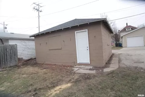 2424 4th Ave, Moline, IL 61265 photo 24