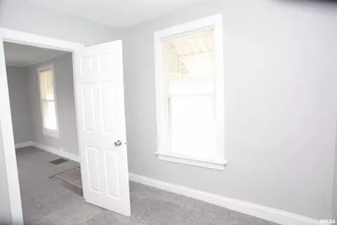 2424 4th Ave, Moline, IL 61265 photo 10