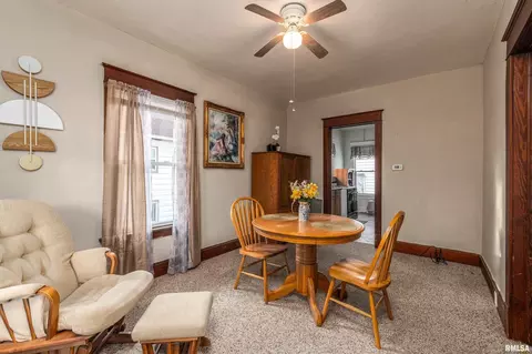 209 14th Ave, Moline, IL 61265 photo 4
