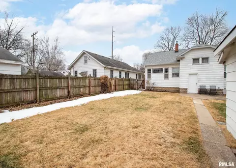 2606 4th St, Moline, IL 61265 photo 23