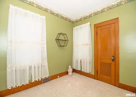 2606 4th St, Moline, IL 61265 photo 12
