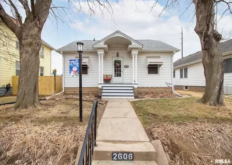 2606 4th St, Moline, IL 61265 photo 1