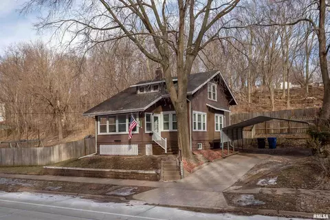 846 27th St, Moline, IL 61265 photo 5