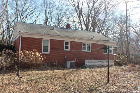 945 26th St, Moline, IL 61265 photo 23