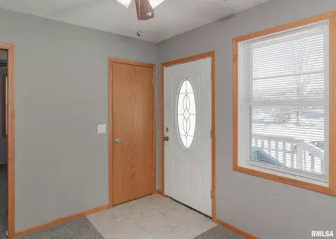 330 14th St, Silvis, IL 61282 photo 20