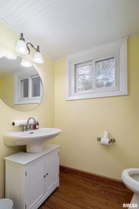 4702 20th Ave, Moline, IL 61265 photo 10