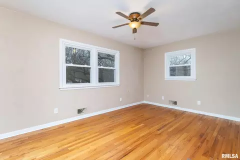 4702 20th Ave, Moline, IL 61265 photo 14