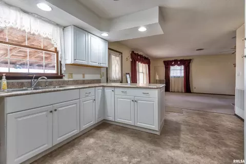 1704 Marcella Dr, Marion, IL 62959 photo 7