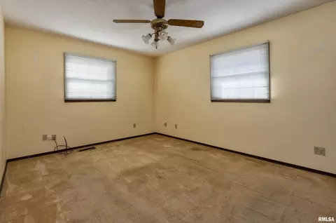 1704 Marcella Dr, Marion, IL 62959 photo 10