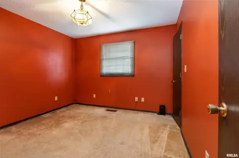 1704 Marcella Dr, Marion, IL 62959 photo 13