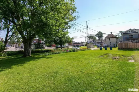 127 8th St, Silvis, IL 61282 photo 19