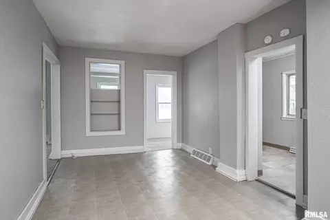 1803 18th Ave #A, Moline, IL 61265 photo 4