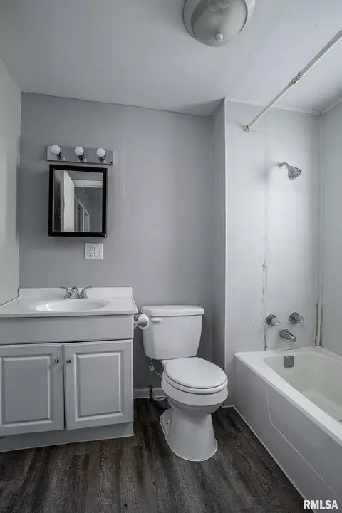 1436 13th St, Moline, IL 61265 photo 9
