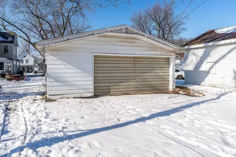 1436 13th St, Moline, IL 61265 photo 4