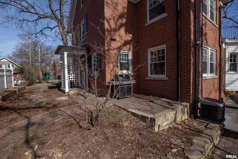 2330 11th St, Moline, IL 61265 photo 38