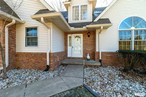 3579 8th St, Moline, IL 61265 photo 3