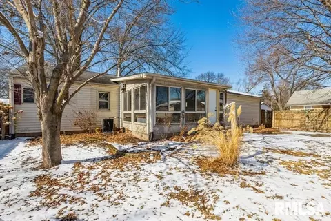 3204 39th St, Moline, IL 61265 photo 15
