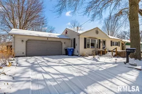 3204 39th St, Moline, IL 61265 photo 2