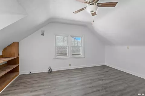 2333 28th St, Moline, IL 61265 photo 13