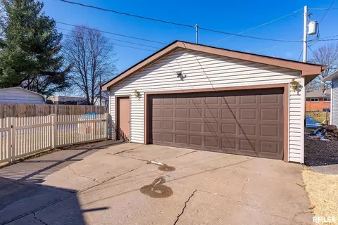 2949 9th St, Moline, IL 61265 photo 19