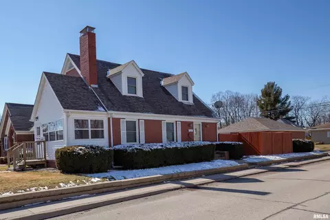 2401 32nd St, Moline, IL 61265 photo 1