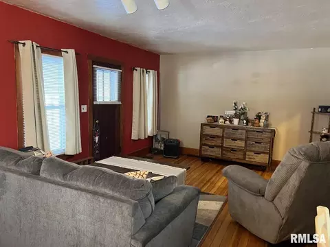 606 Dwight St, Kewanee, IL 61443 photo 10