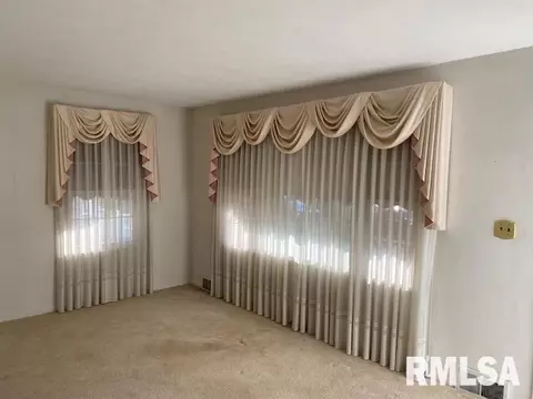 1912 30th St, Moline, IL 61265 photo 7