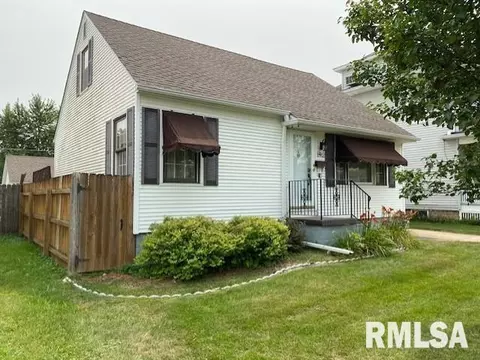 1912 30th St, Moline, IL 61265 photo 6