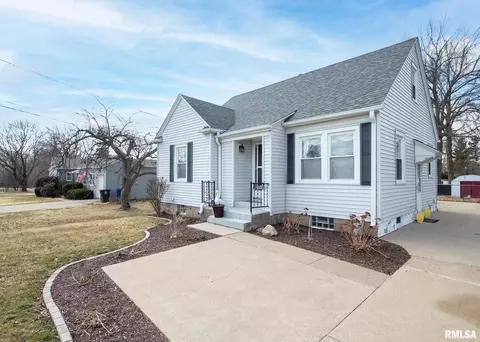 3225 7th St, Moline, IL 61265 photo 3