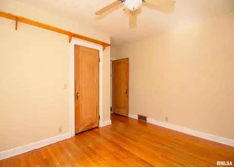 3225 7th St, Moline, IL 61265 photo 14