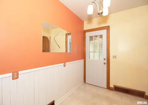 3225 7th St, Moline, IL 61265 photo 11