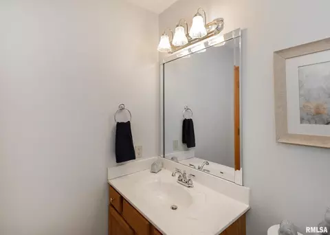 1002 17th Ave, Silvis, IL 61282 photo 11