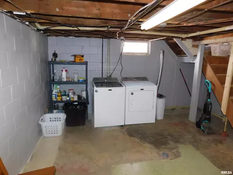 310 E Main St, Atkinson, IL 61235 photo 27