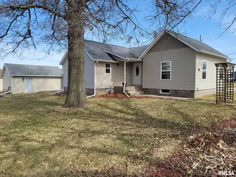 310 E Main St, Atkinson, IL 61235 photo 1
