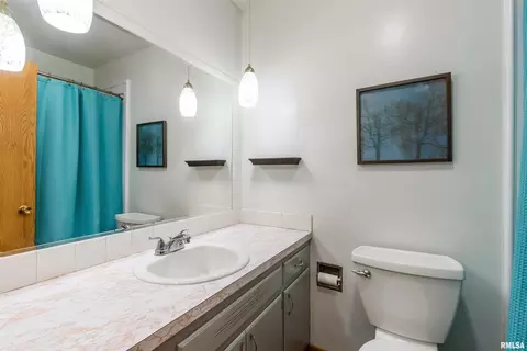 620 11th St, Silvis, IL 61282 photo 16