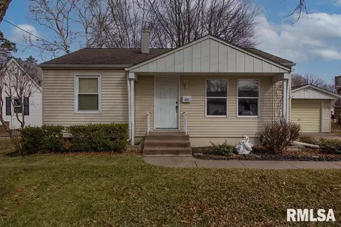 922 42nd St, Moline, IL 61265 photo 1