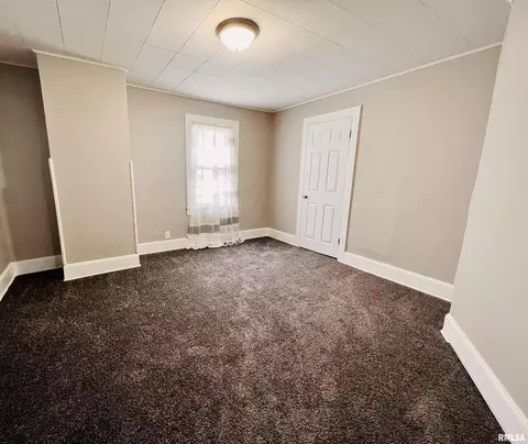 2416 7th Ave, Moline, IL 61265 photo 12