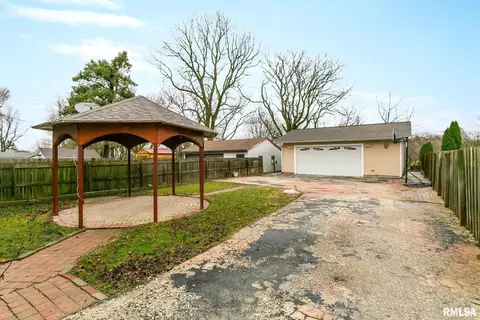 1014 29th St, Moline, IL 61265 photo 19