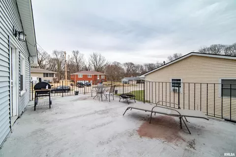 1702 27th Ave, Moline, IL 61265 photo 28