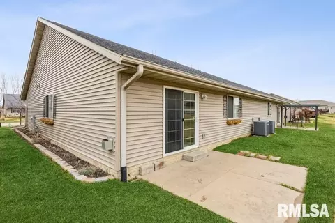 1667 E Lomar St, Eldridge, IA 52748 photo 24