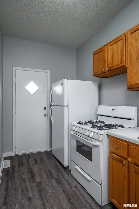 2611 13th Ave, Moline, IL 61265 photo 6