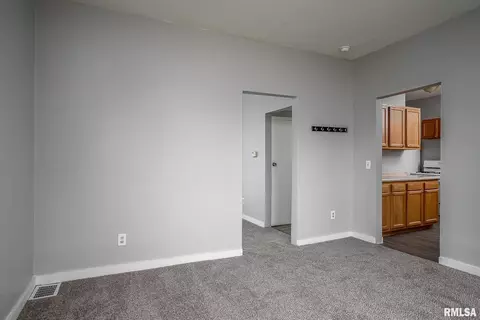 2611 13th Ave, Moline, IL 61265 photo 9