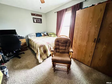904 NE 4th St, Aledo, IL 61231 photo 8