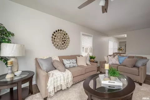2508 2nd St, Moline, IL 61265 photo 5